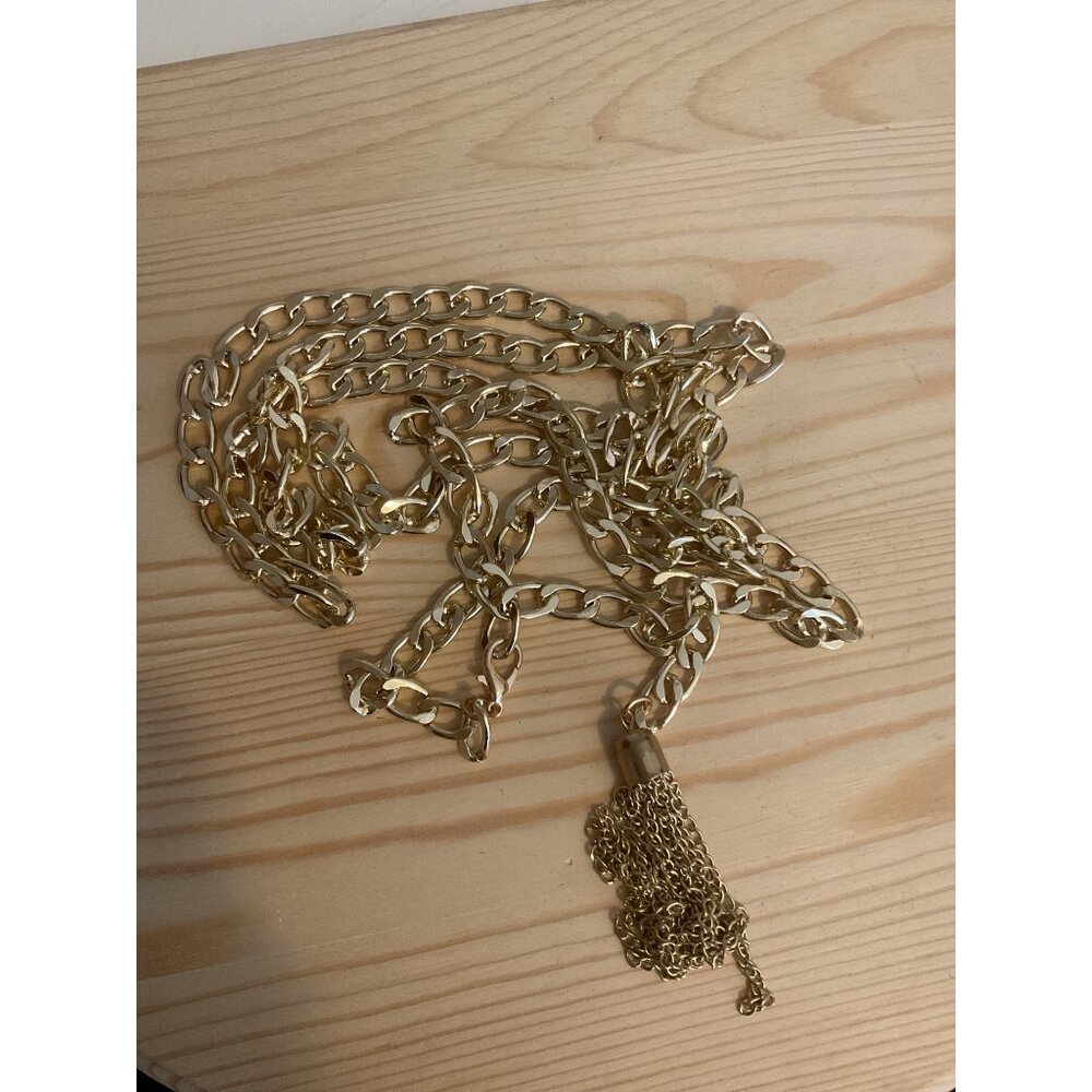 Womens Adjustable Gold-Tone Statement Chunky Belt With Tassel